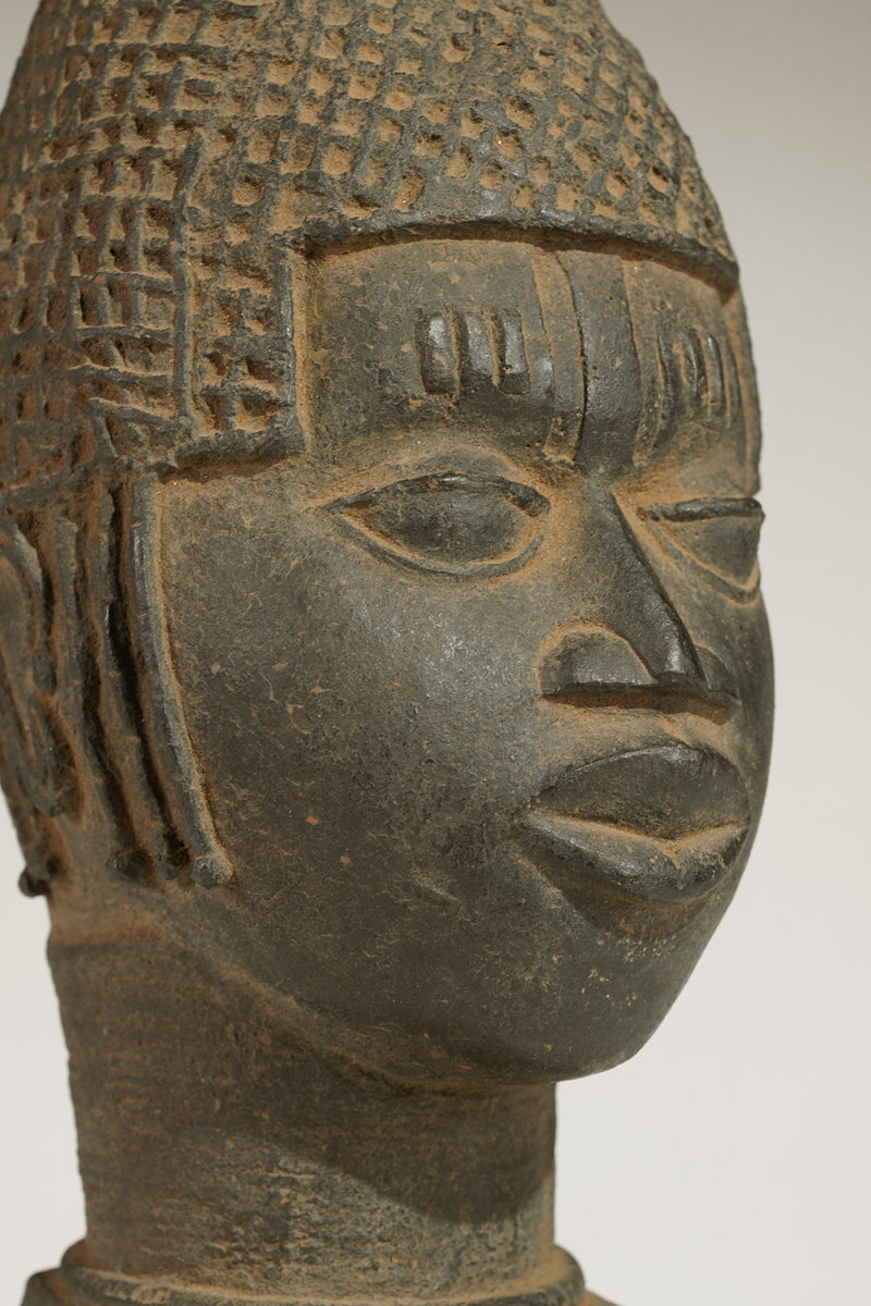 An bronze head of Queen Idia