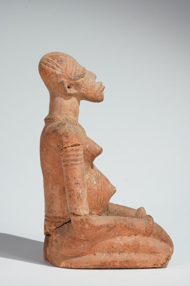 A Djenne terracotta figure