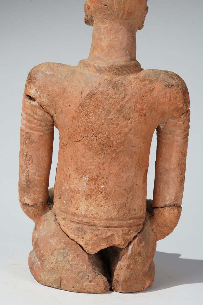 A Djenne terracotta figure