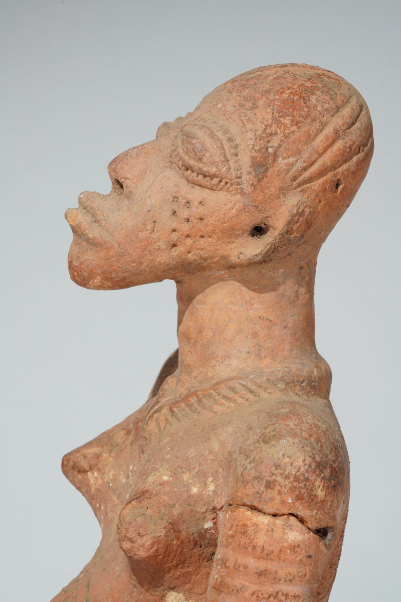 A Djenne terracotta figure