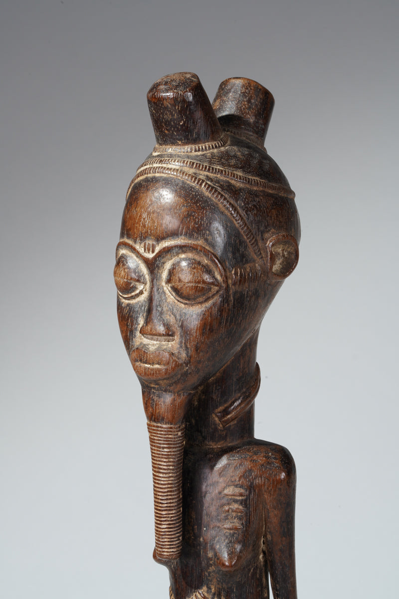 A royal Baule statue couple