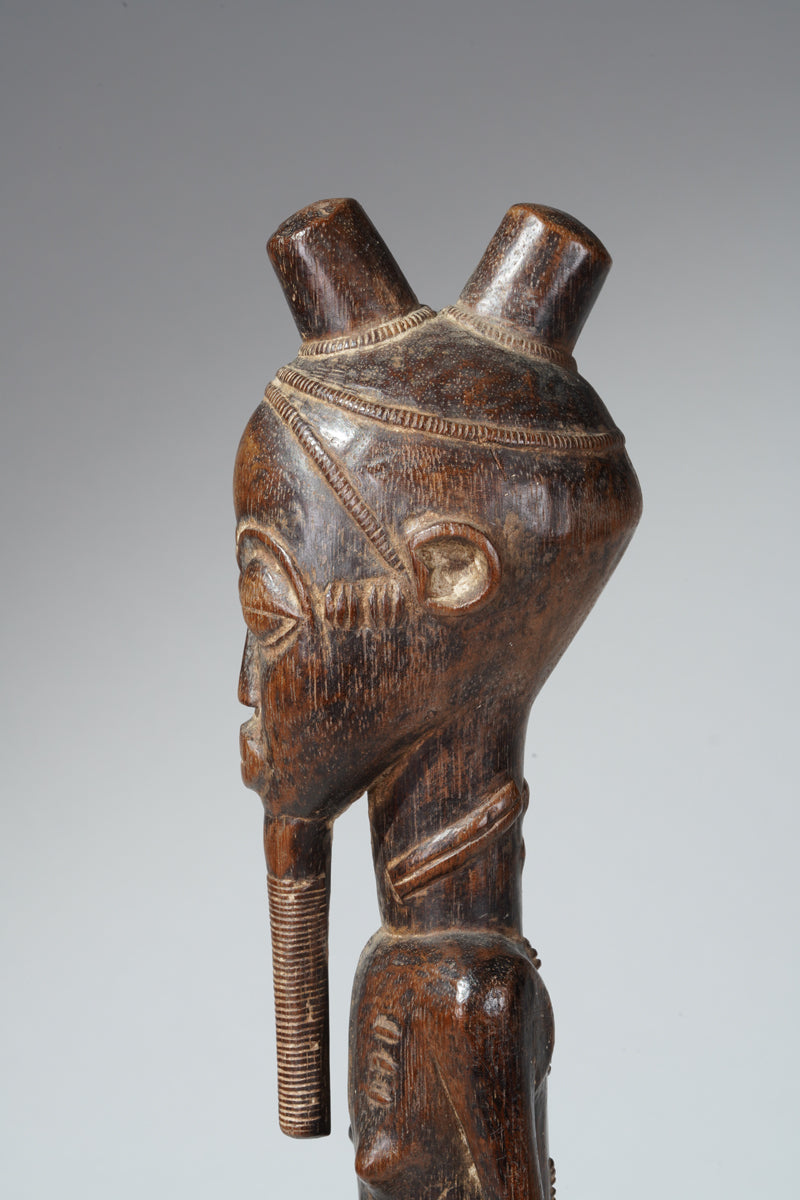 A royal Baule statue couple