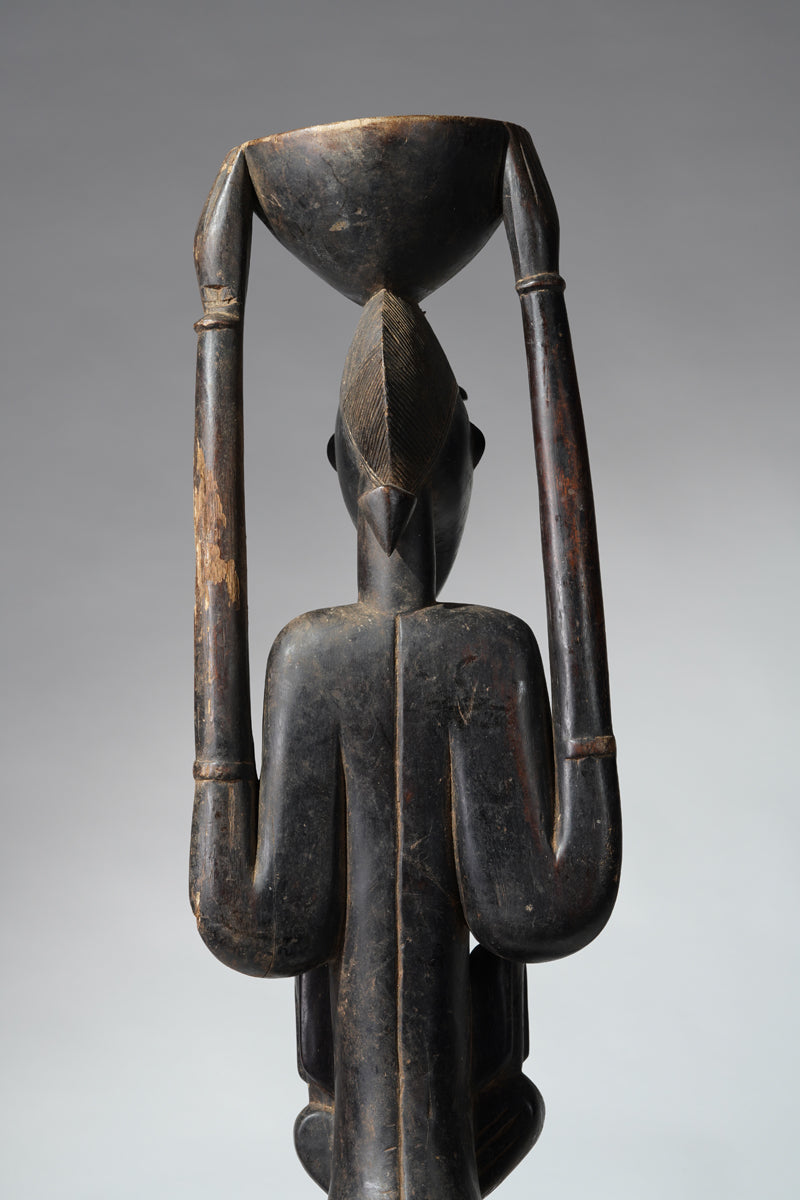 A Senufo maternity sculpture