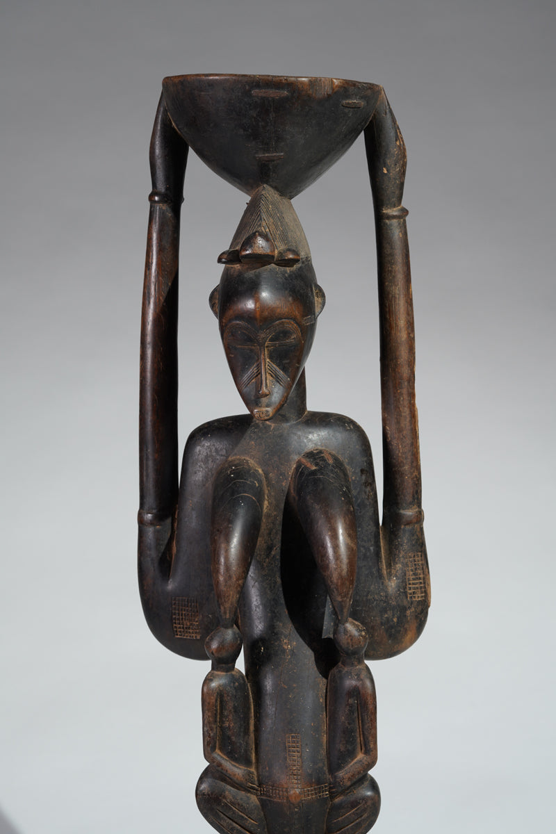 A Senufo maternity sculpture