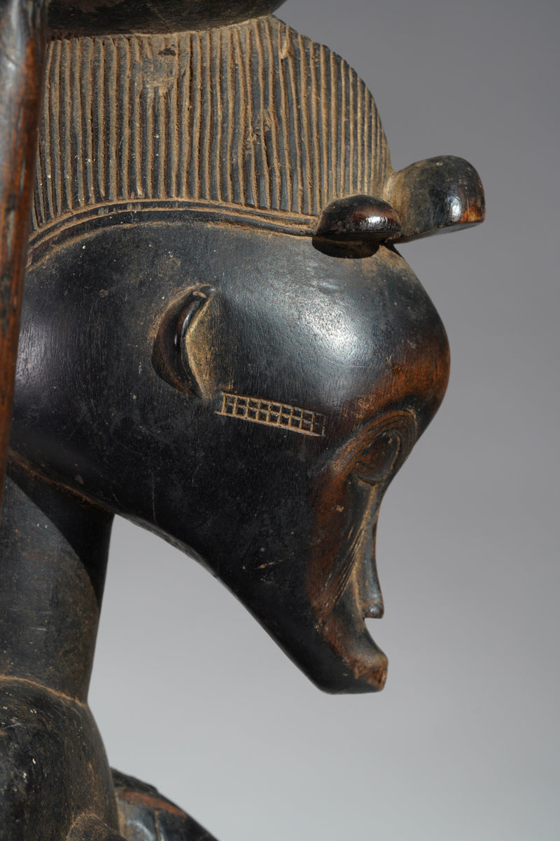 A Senufo maternity sculpture