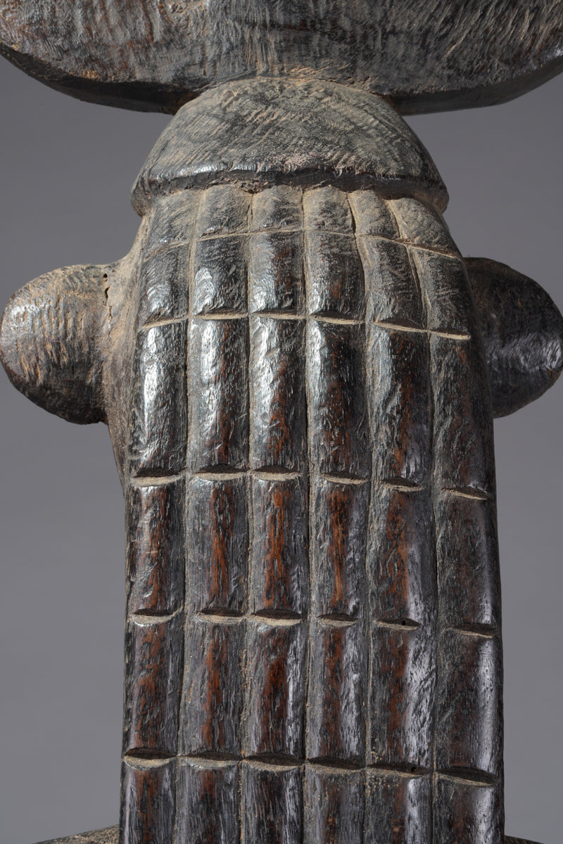 A large female guardian Senufo