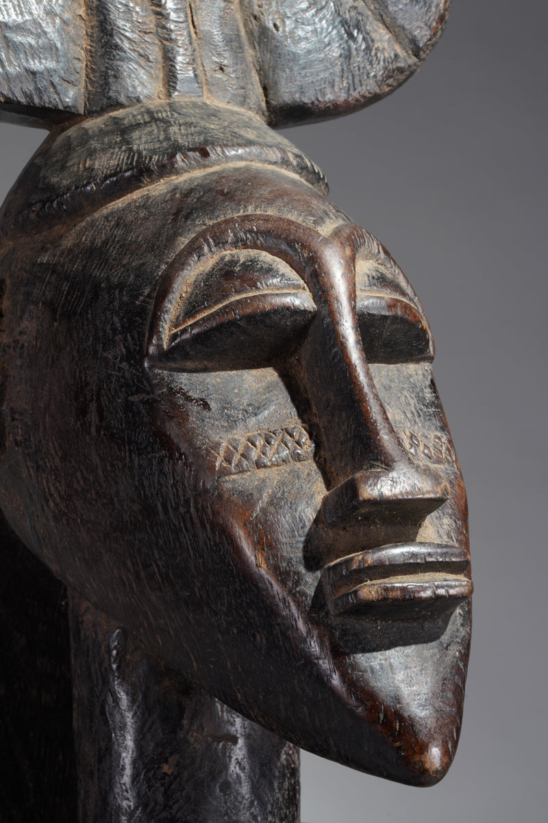 A large female guardian Senufo