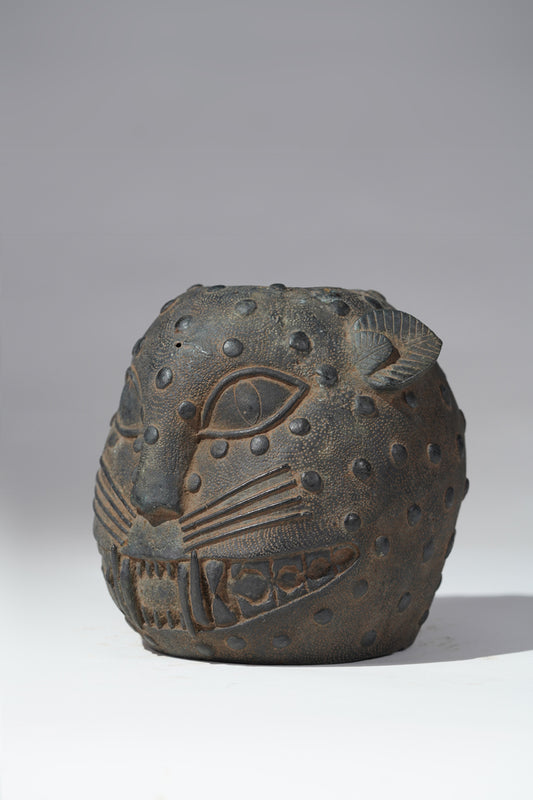 A rare Ikẹgobọ bronze
