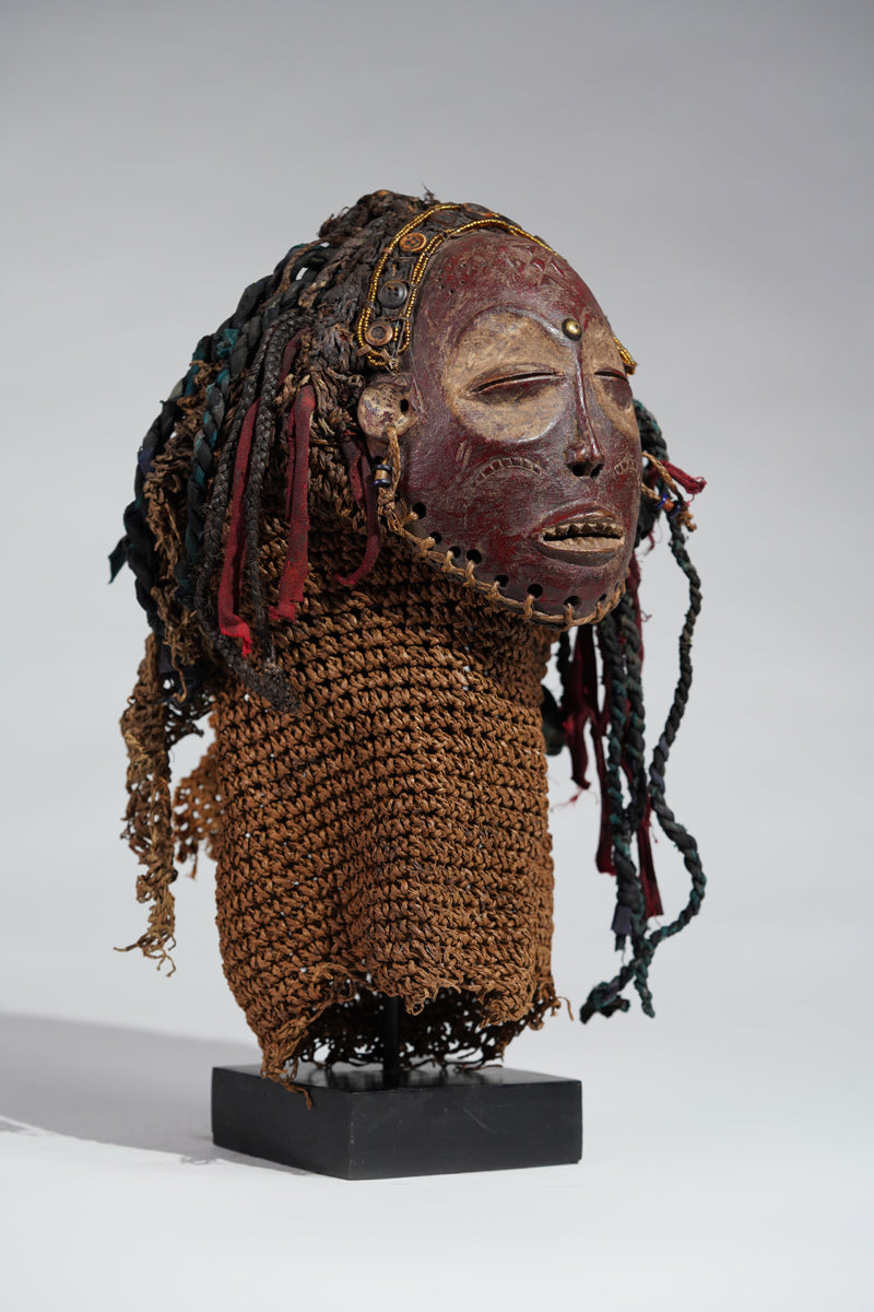 Chockwe Maiden mask