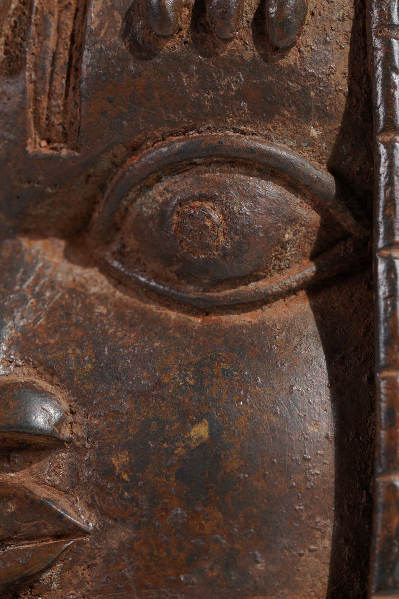 An Uhunmwu-Elao, Commemorative head