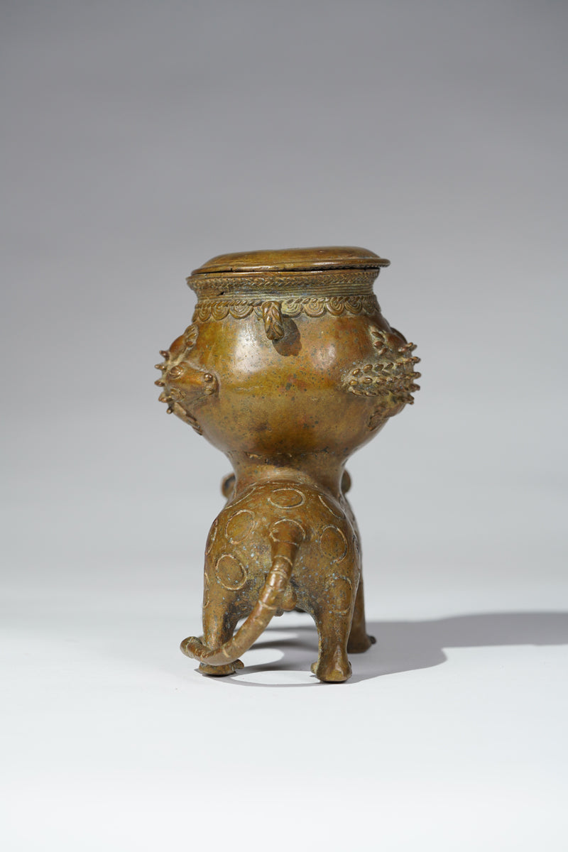An Akan copper aloy vessel