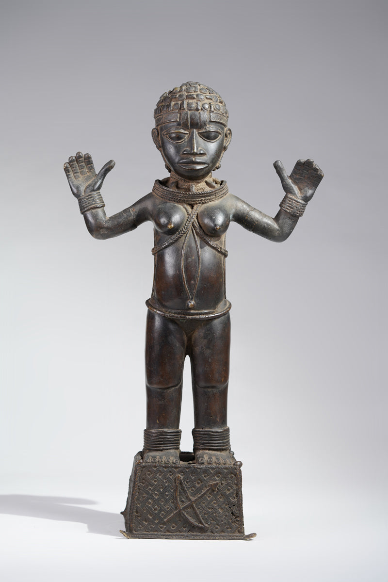 An Okhuo female