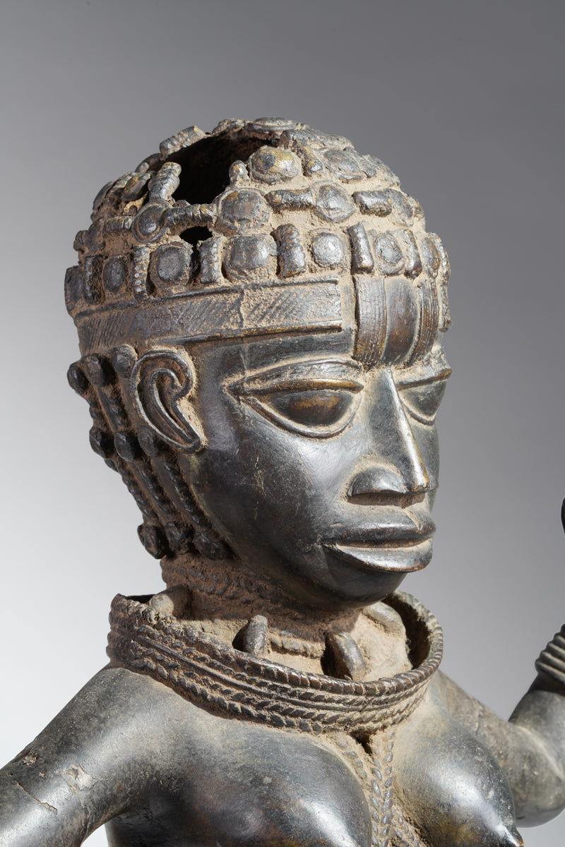 An Okhuo female