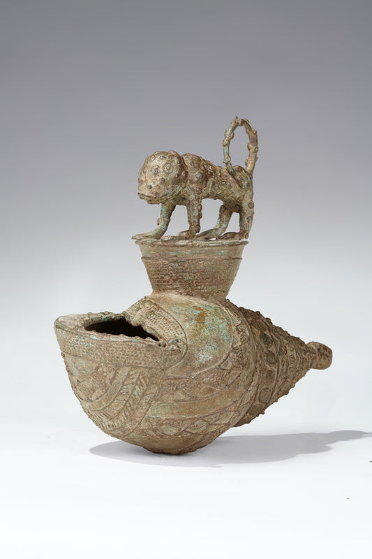 A Bronze vessel from Igbo-Ukwu