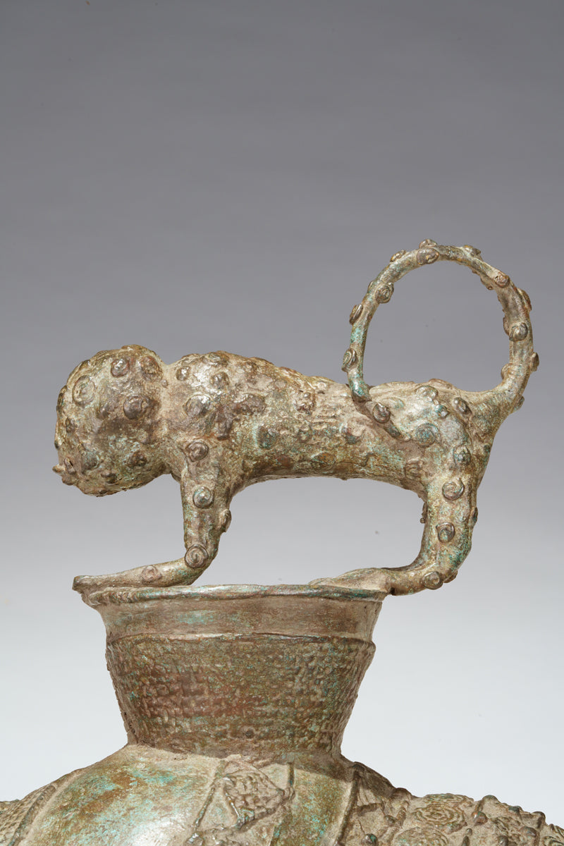 A Bronze vessel from Igbo-Ukwu