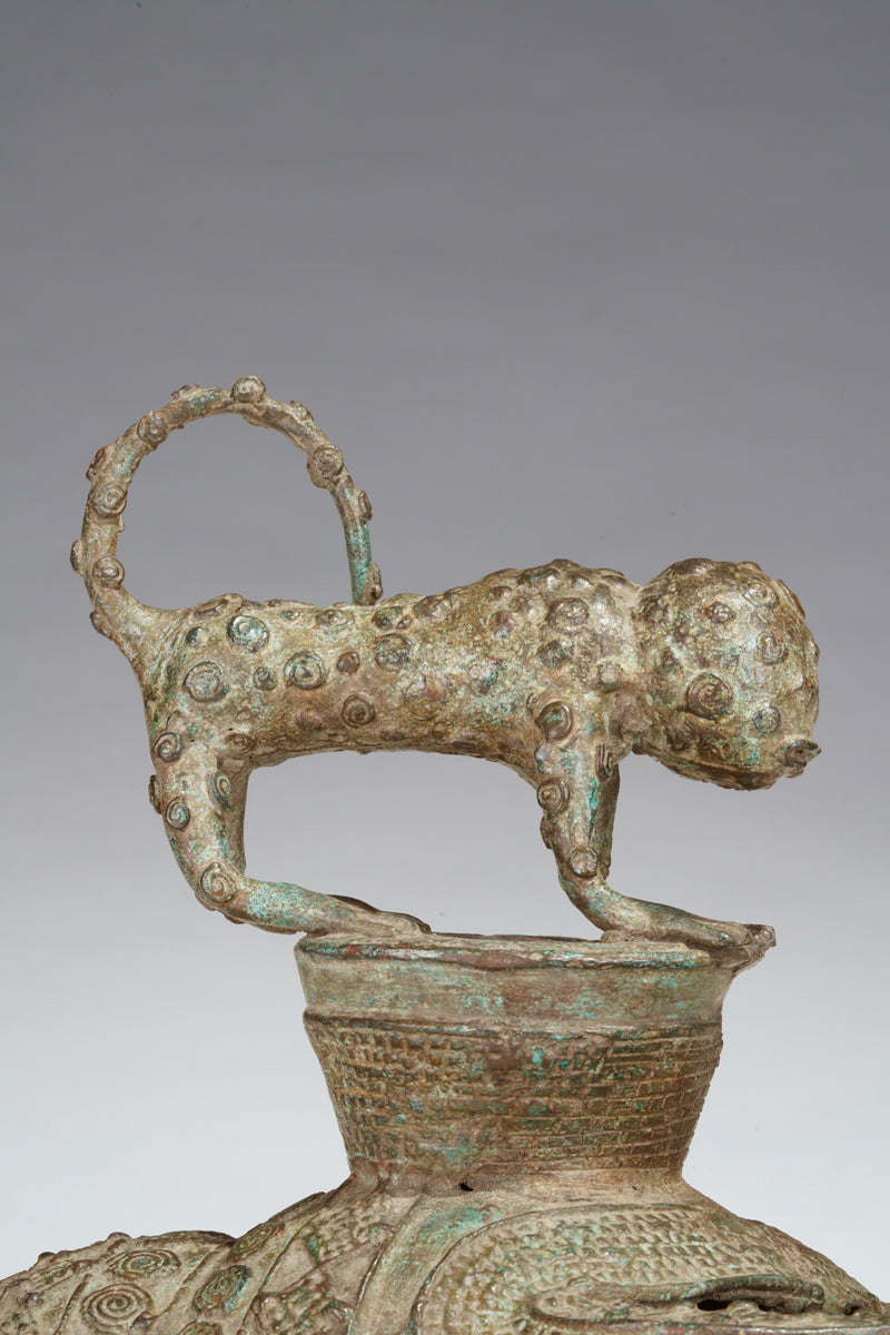 A Bronze vessel from Igbo-Ukwu