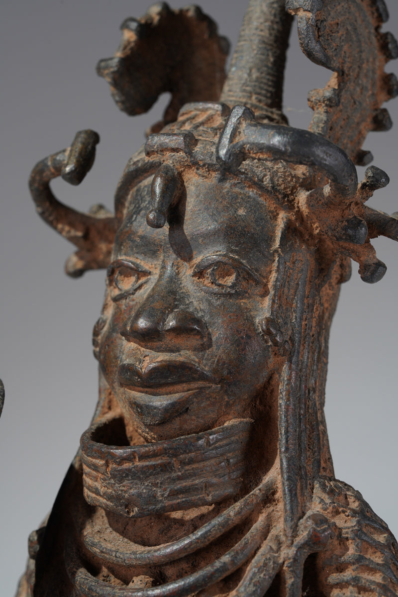 A Figure of the Ọba