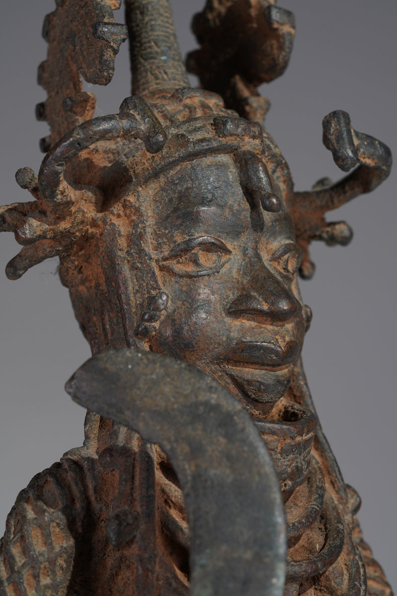 A Figure of the Ọba