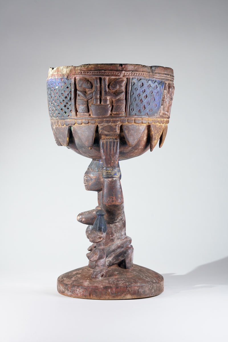 A Yoruba bowlkeeper