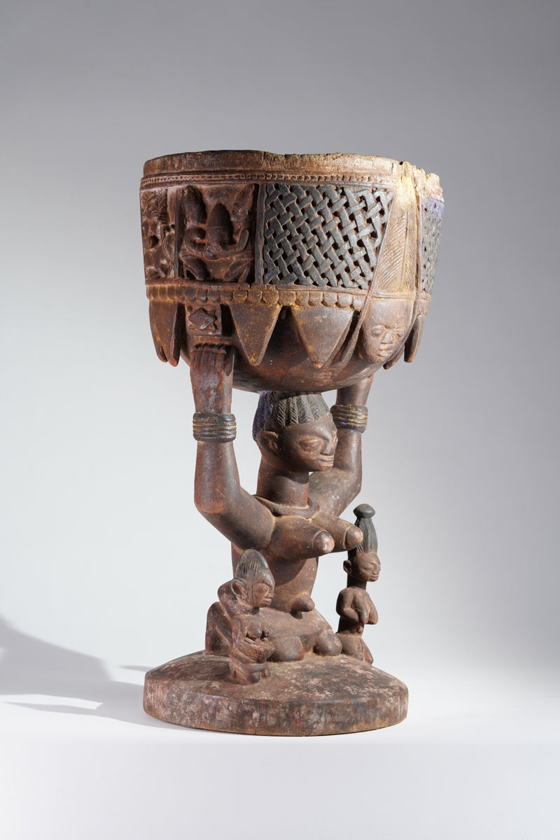 A Yoruba bowlkeeper