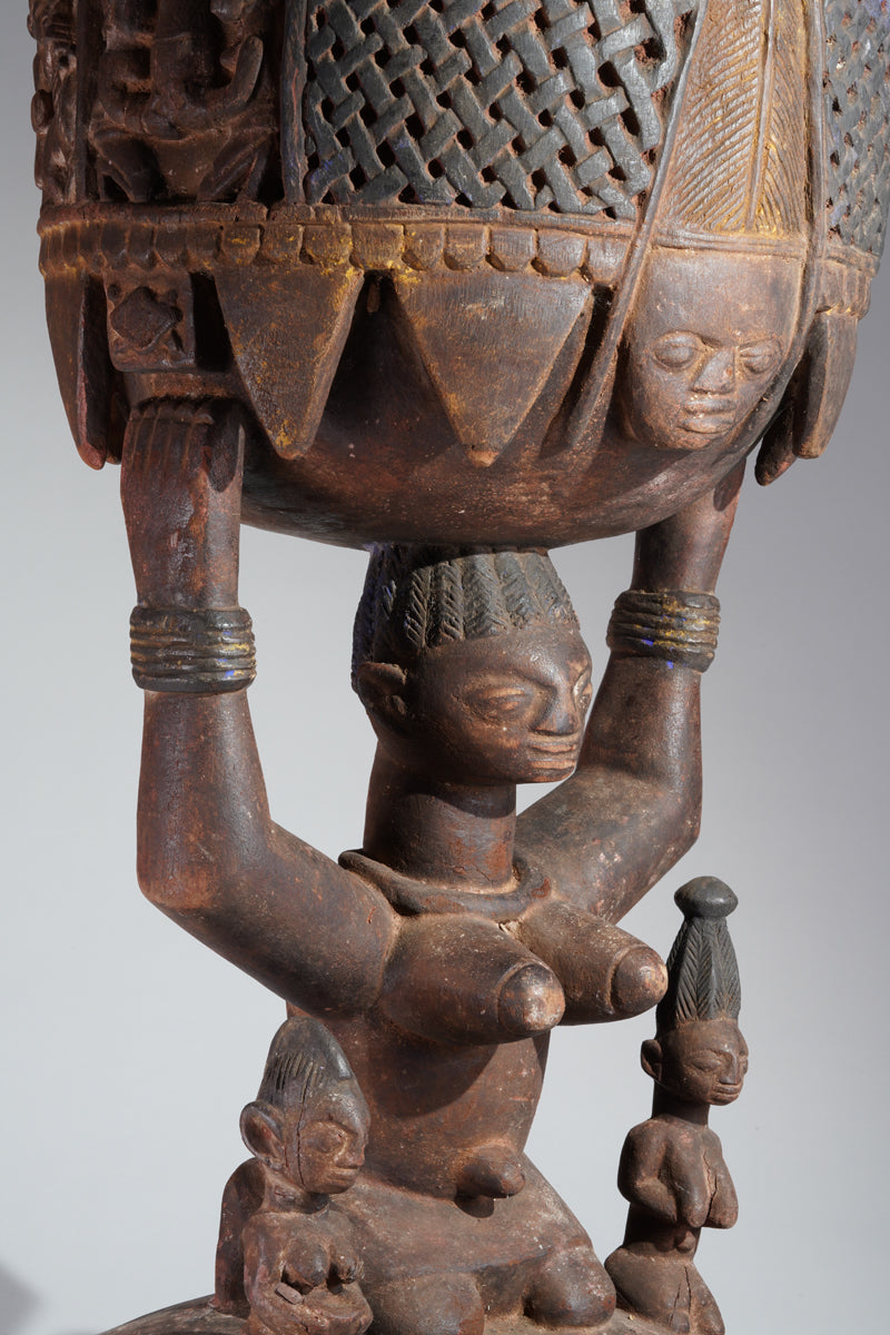 A Yoruba bowlkeeper
