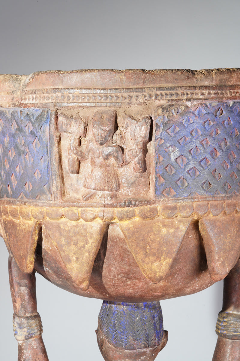 A Yoruba bowlkeeper
