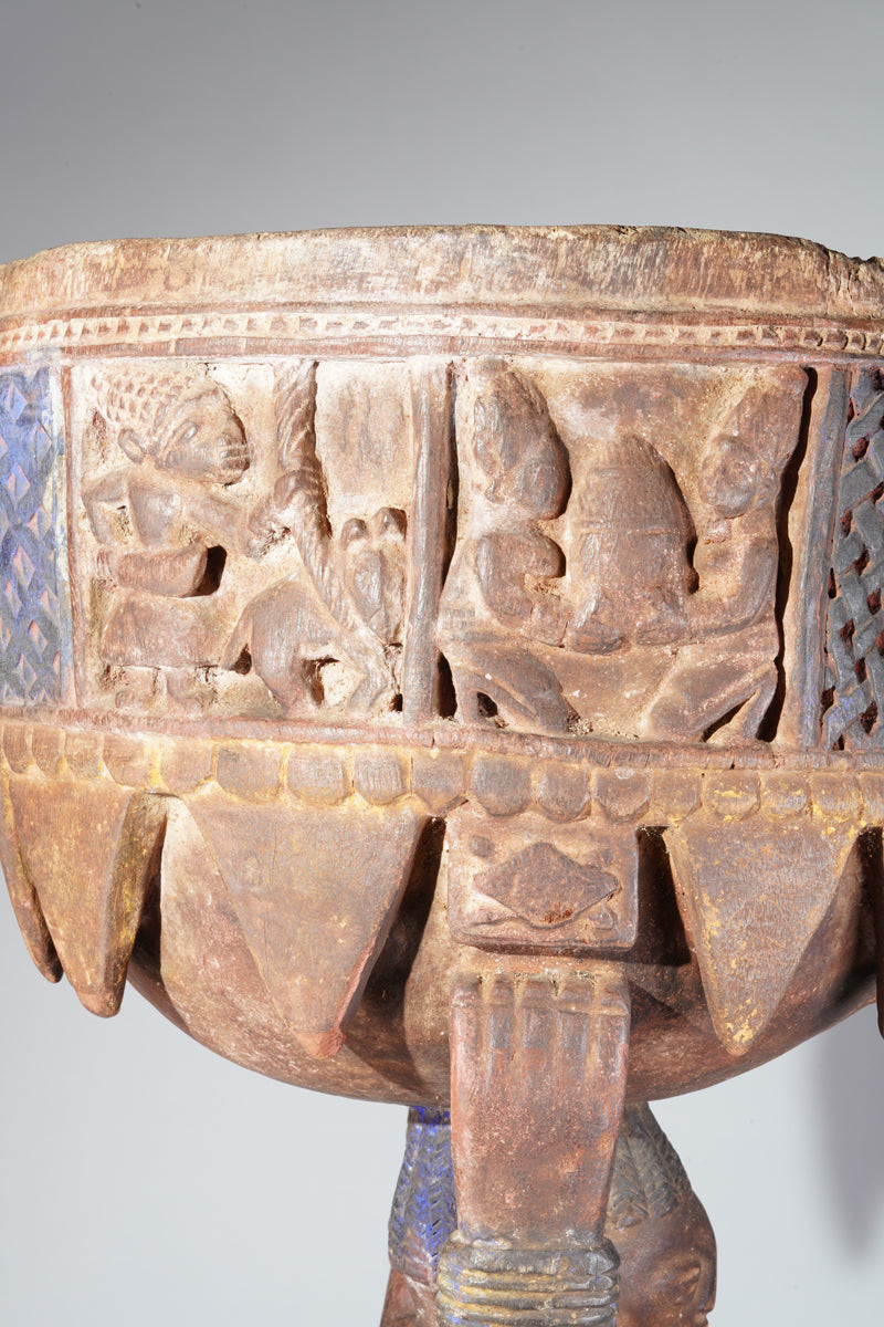 A Yoruba bowlkeeper
