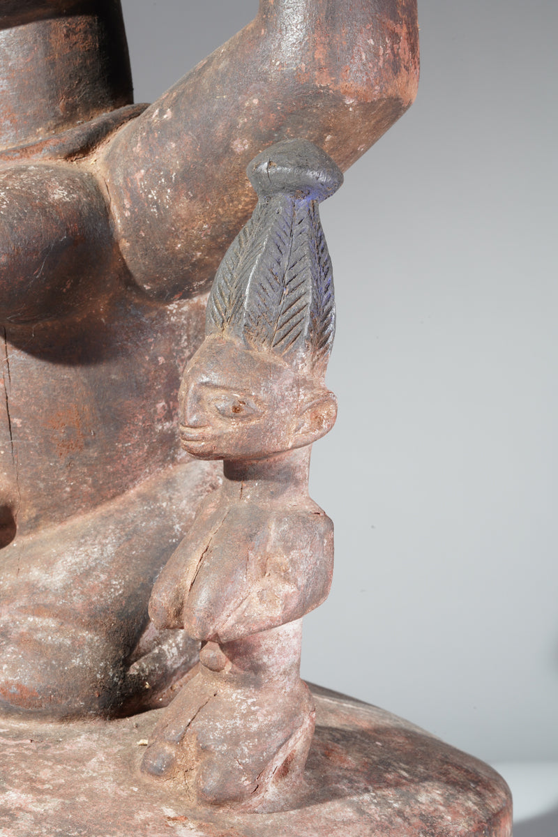 A Yoruba bowlkeeper