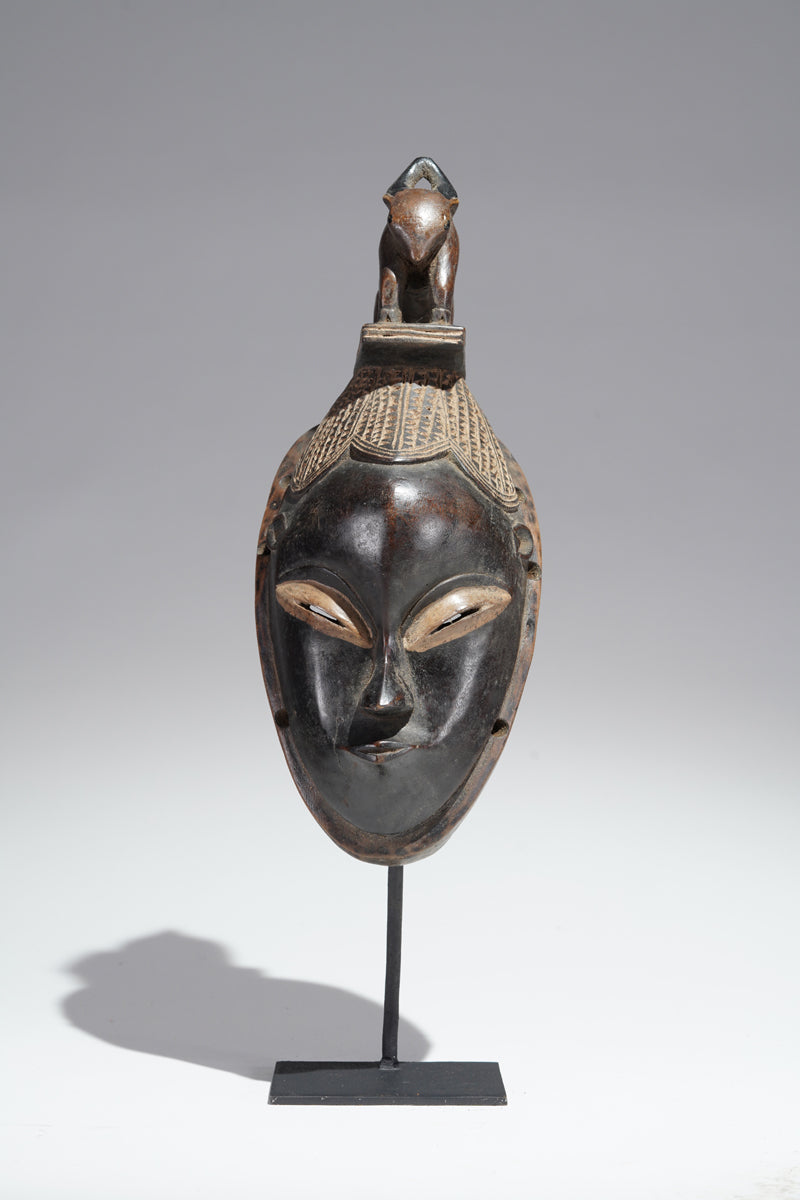 A Guro mask