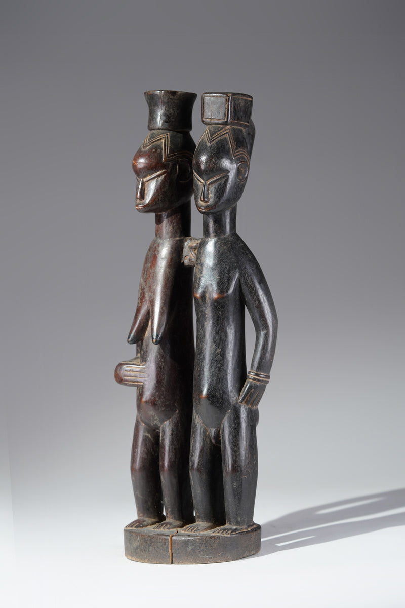 A Guro Marriage sculpture