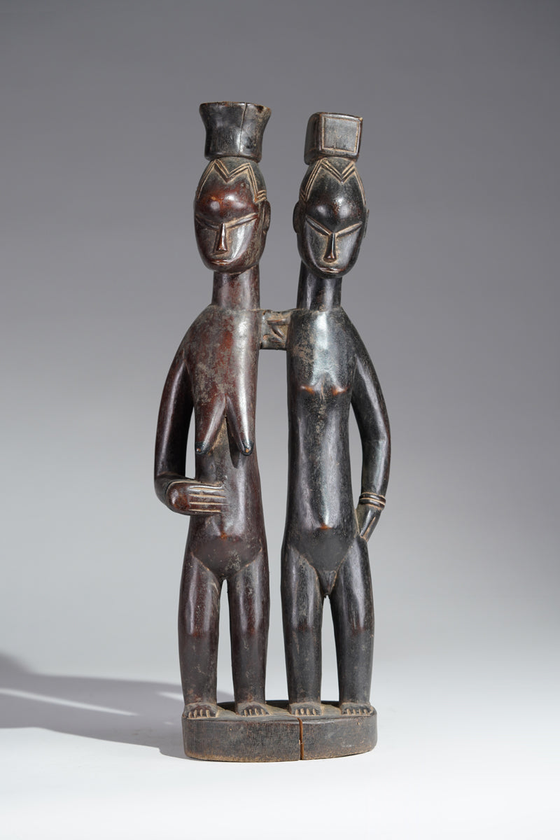 A Guro Marriage sculpture