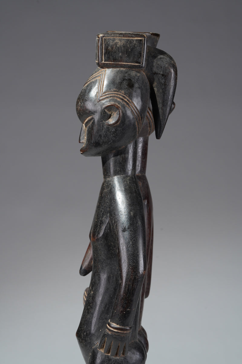 A Guro Marriage sculpture