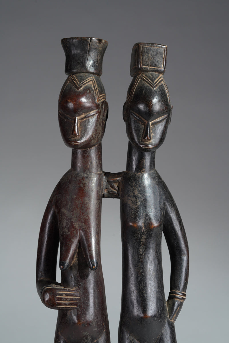 A Guro Marriage sculpture