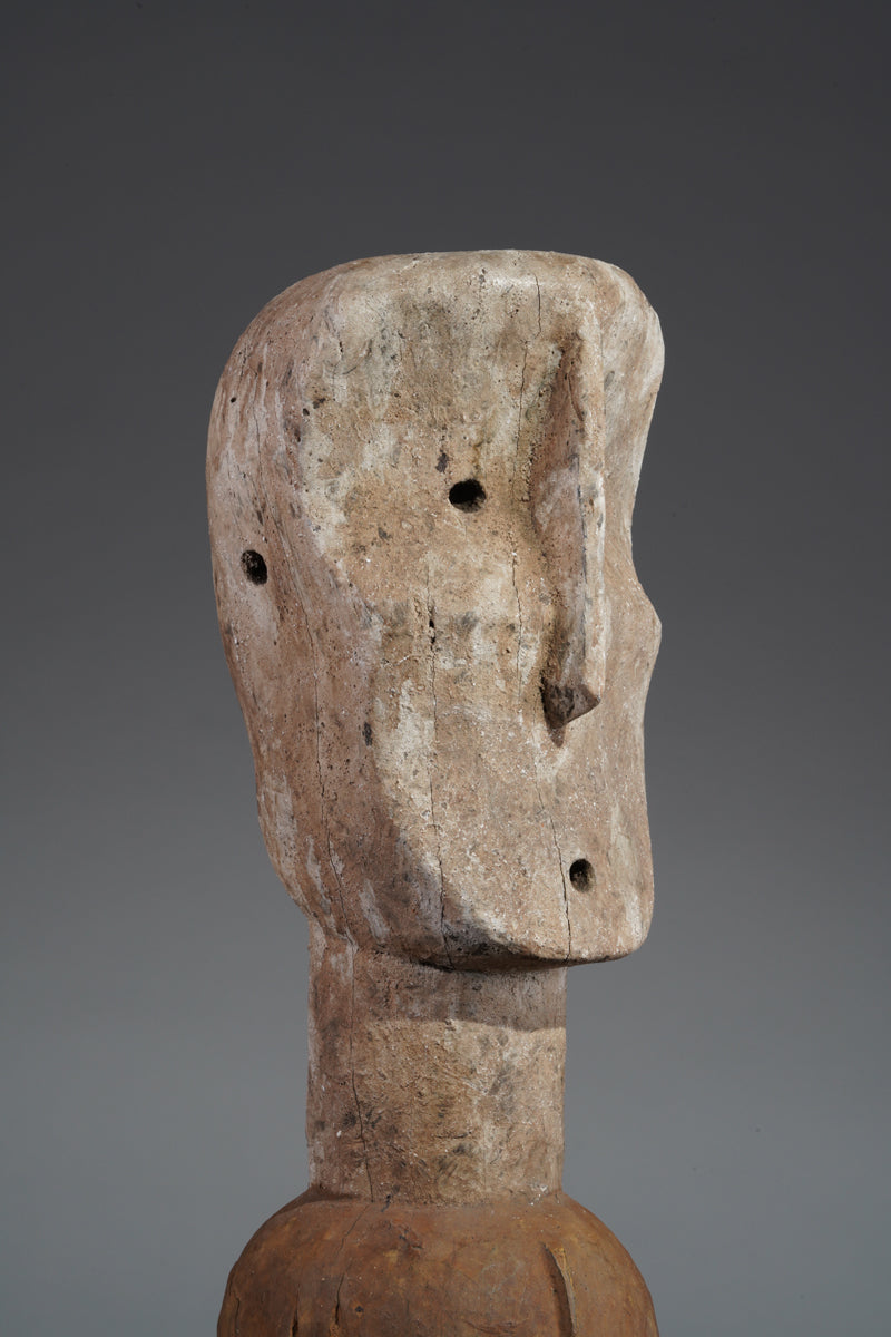 A mysterious PramPram figure