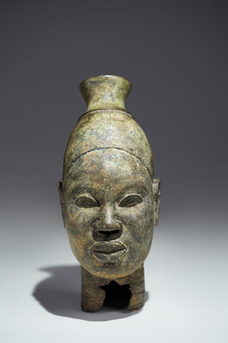 This finely cast bronze head