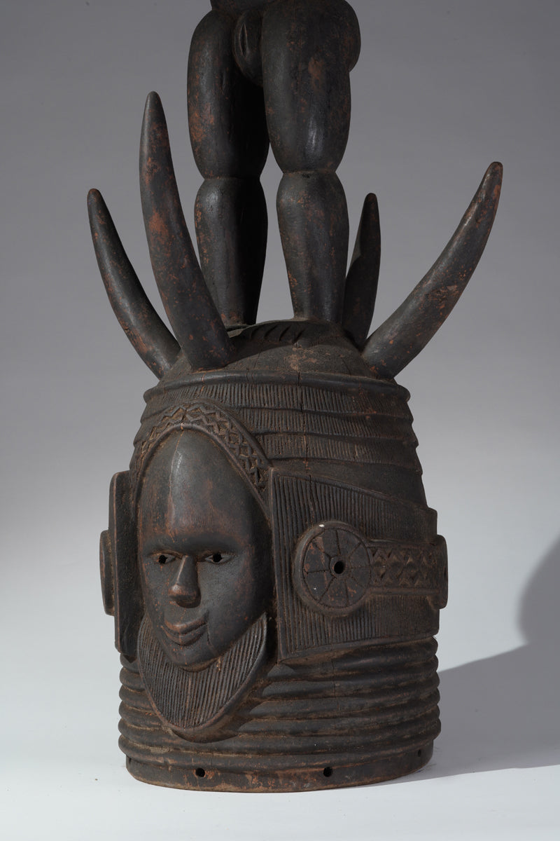 This exceptional helmet mask