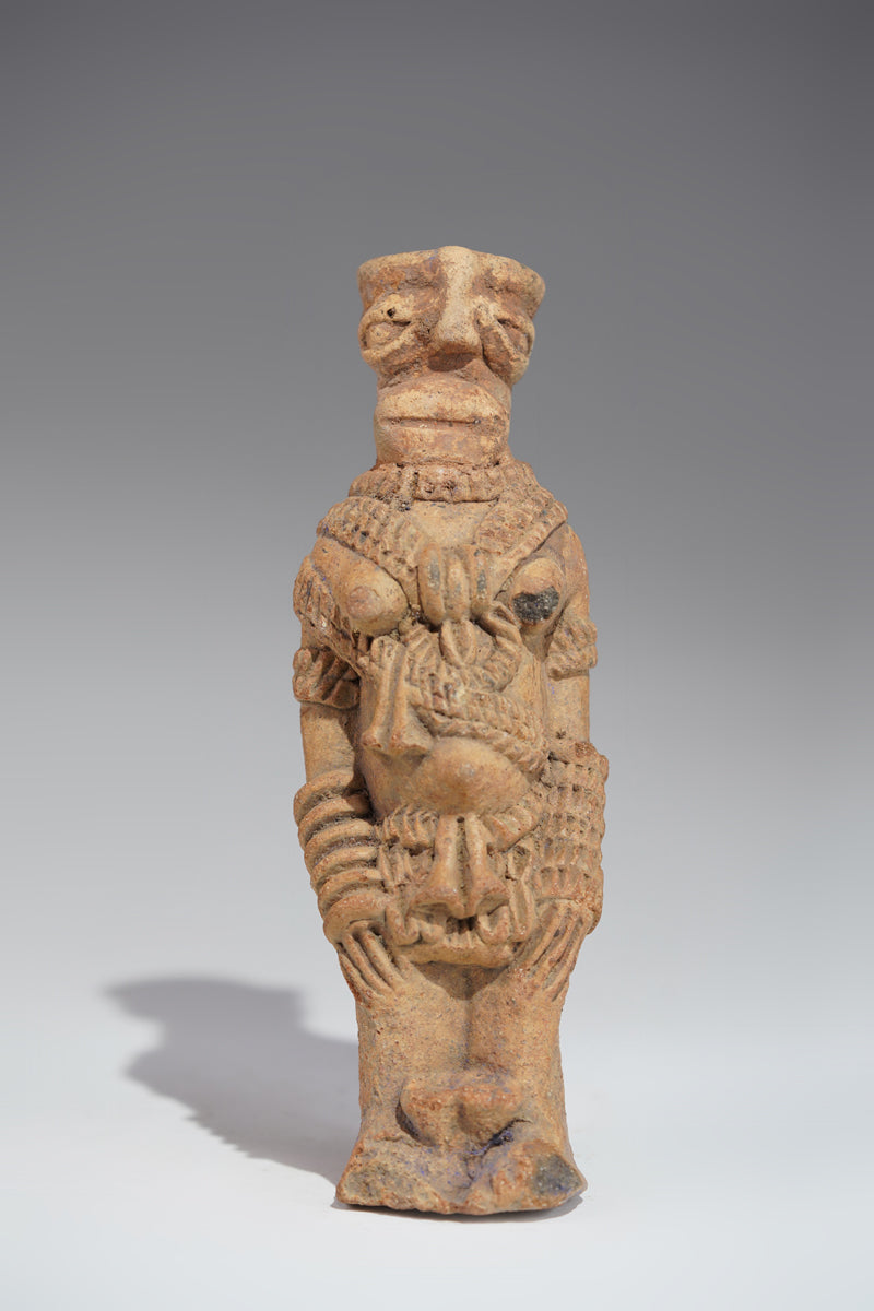 A Komaland Terrakotta-Skulptur