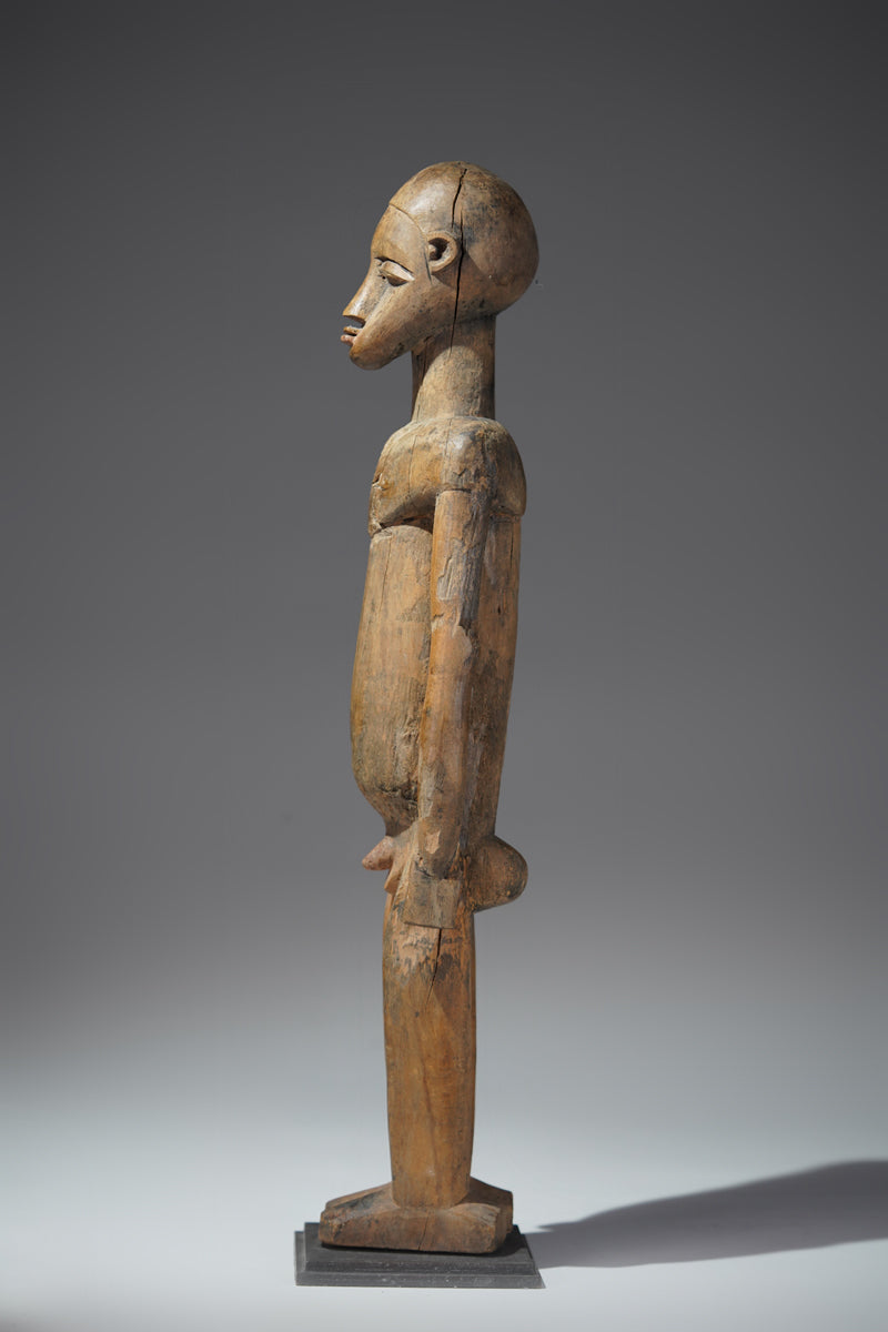 A male sculpture attributed to Bimtiote Dah