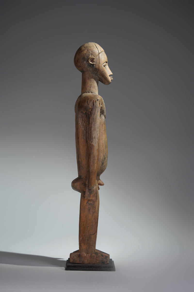 A male sculpture attributed to Bimtiote Dah