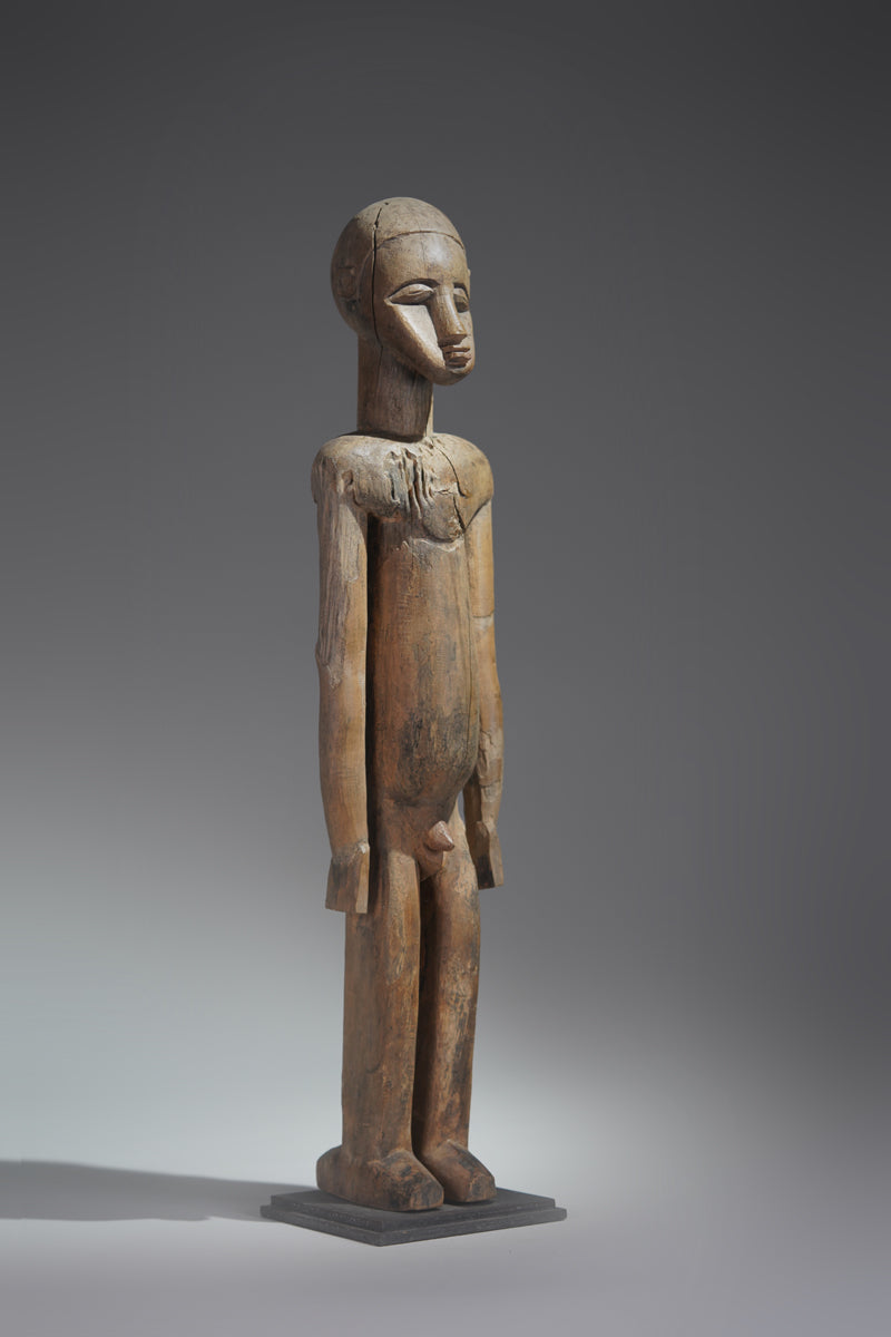 A male sculpture attributed to Bimtiote Dah
