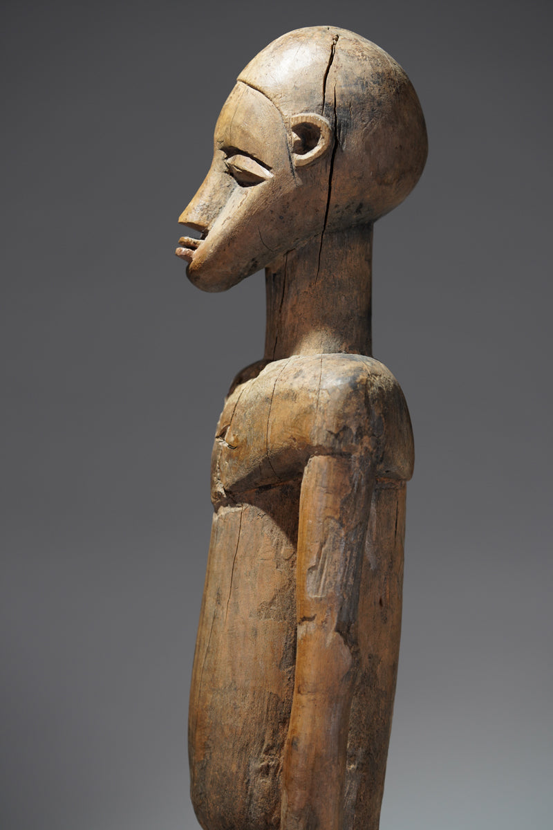 A male sculpture attributed to Bimtiote Dah