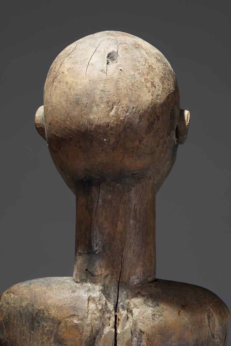 A male sculpture attributed to Bimtiote Dah