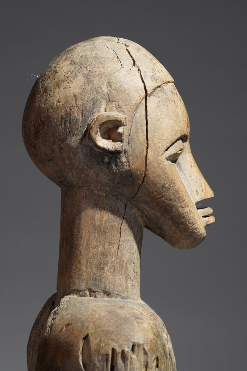 A male sculpture attributed to Bimtiote Dah