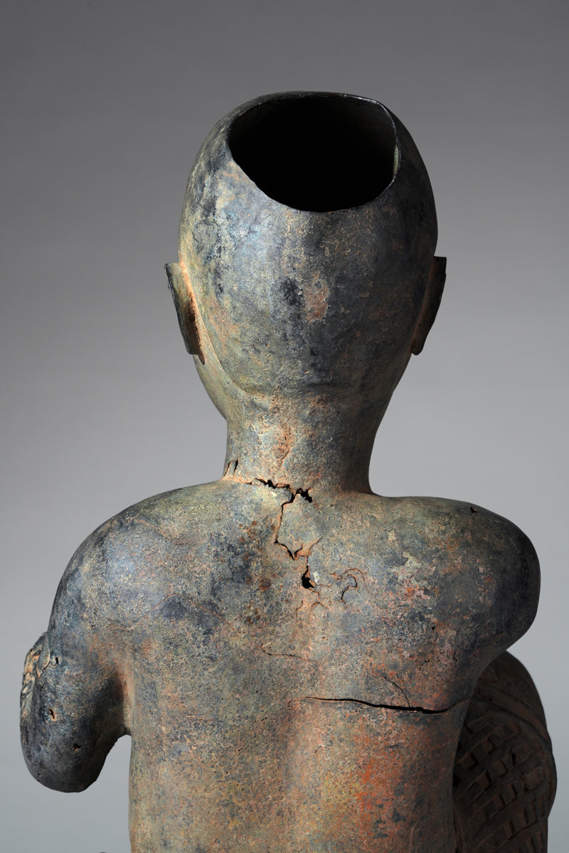 This fragmentary Tada sculpture