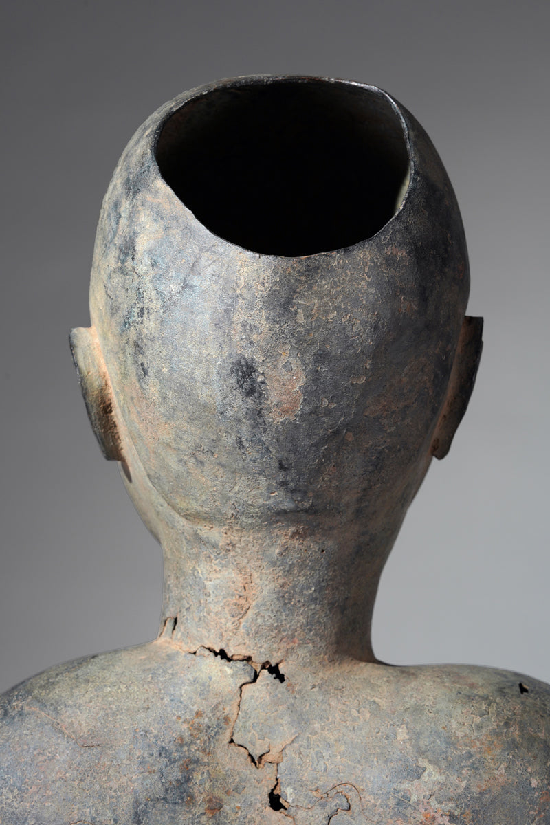 This fragmentary Tada sculpture