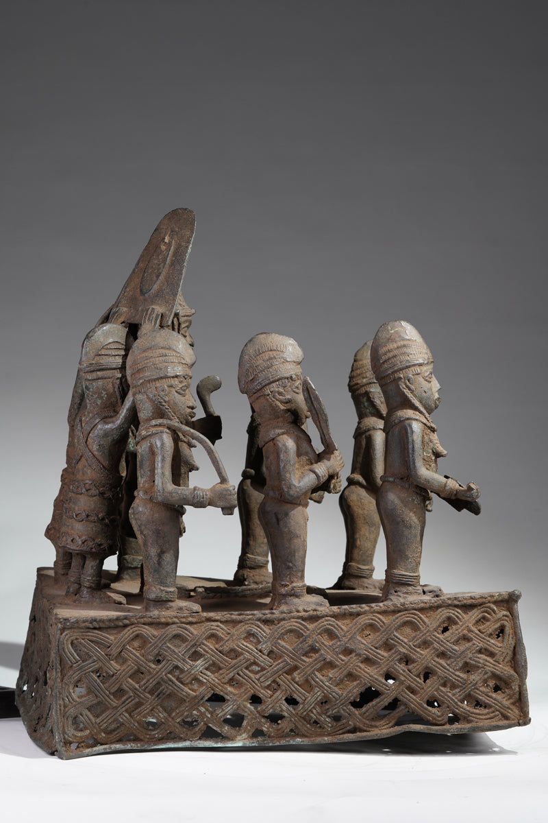 This Urhoto bronze sculpture