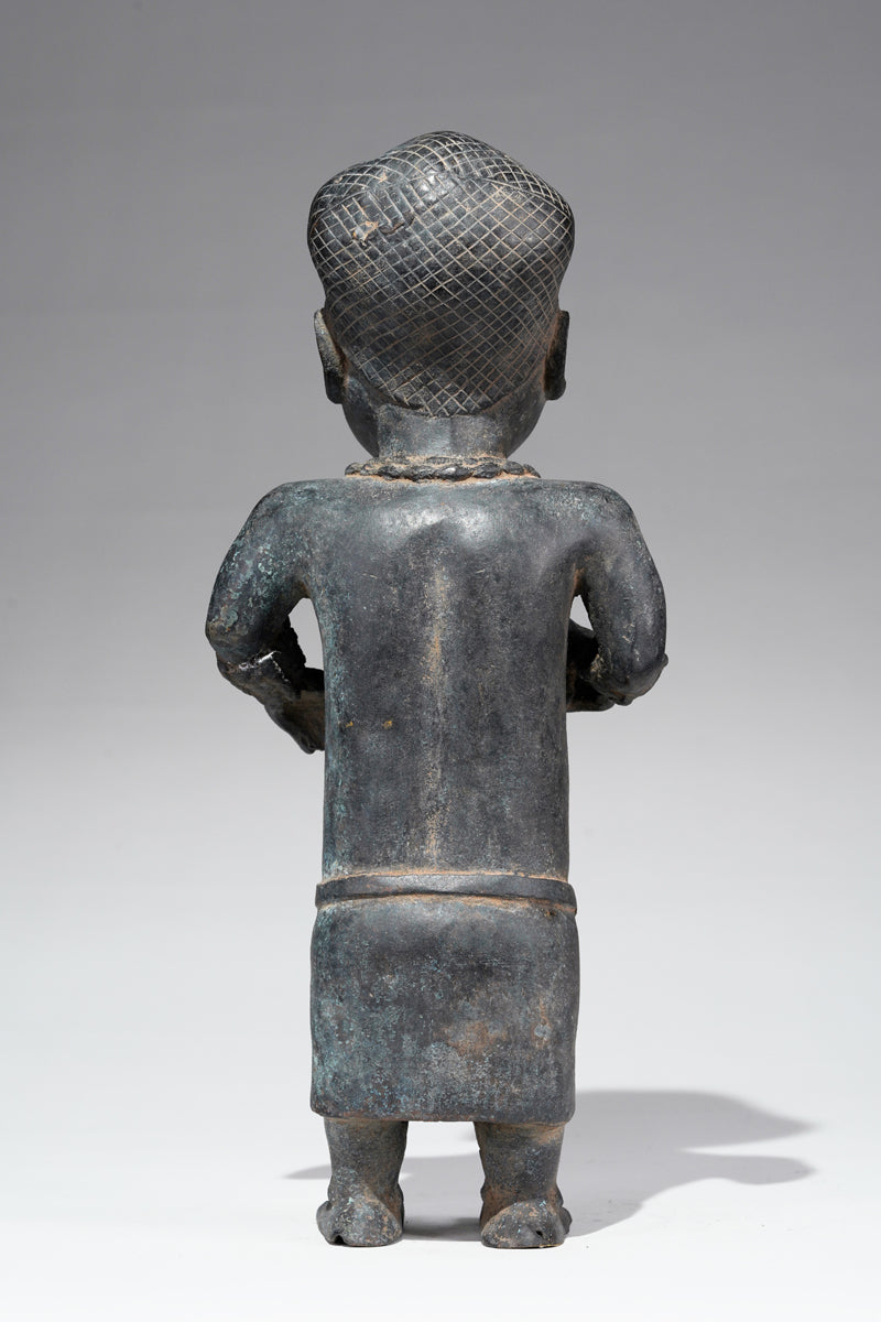 Two Esieku Figures