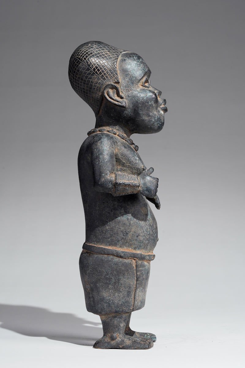 Two Esieku Figures