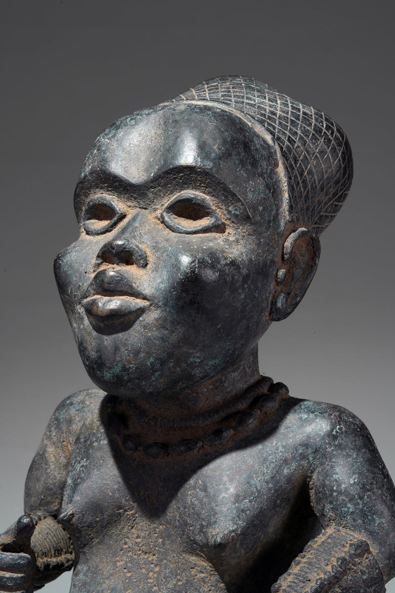 Two Esieku Figures