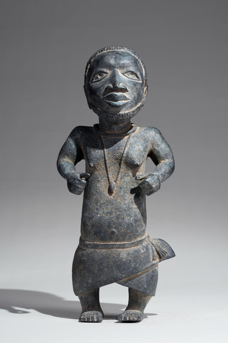 Two Esieku Figures